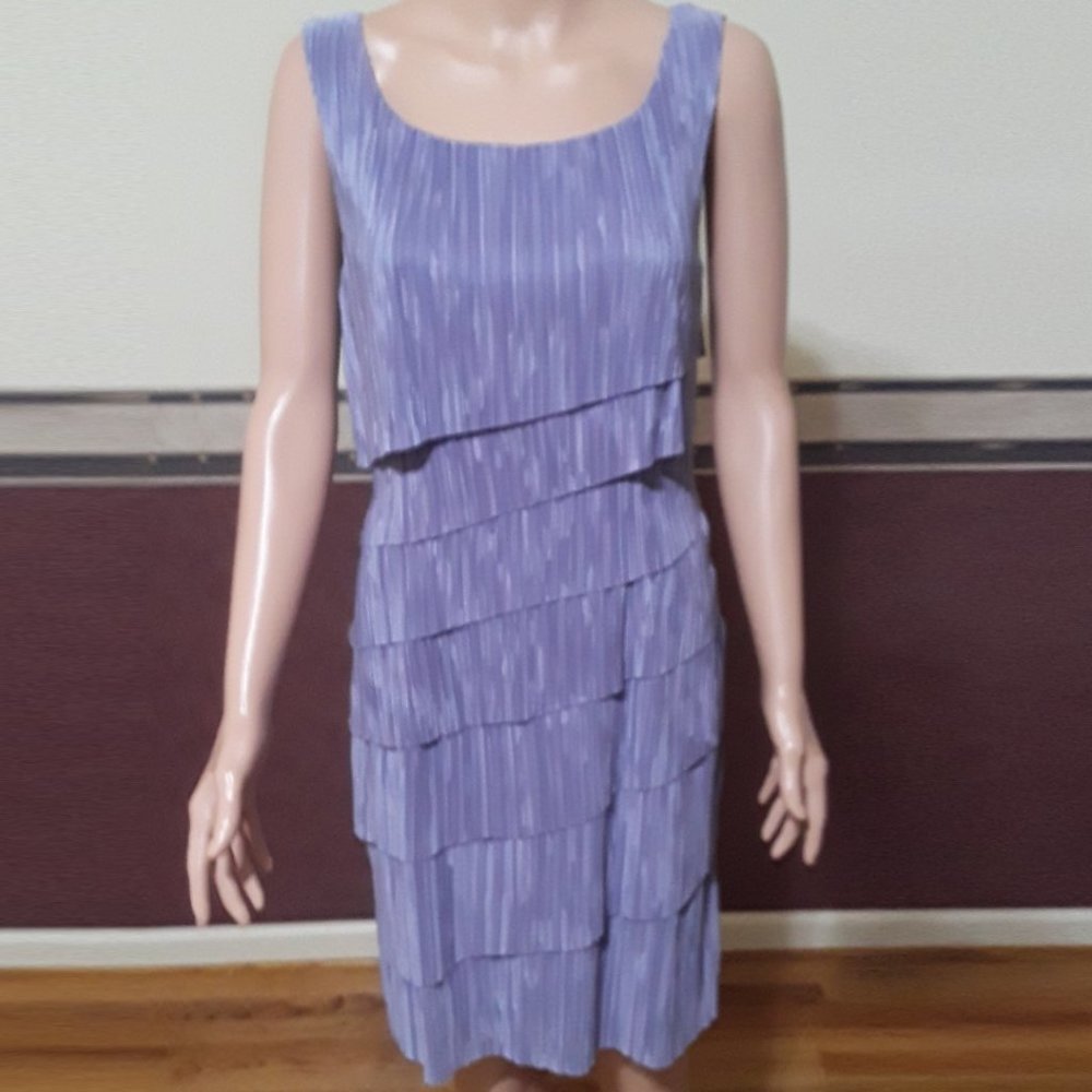 CONNECTED LAVENDER METALLIC TIERED SLEEVELESS DRESS SIZE 10 NWT